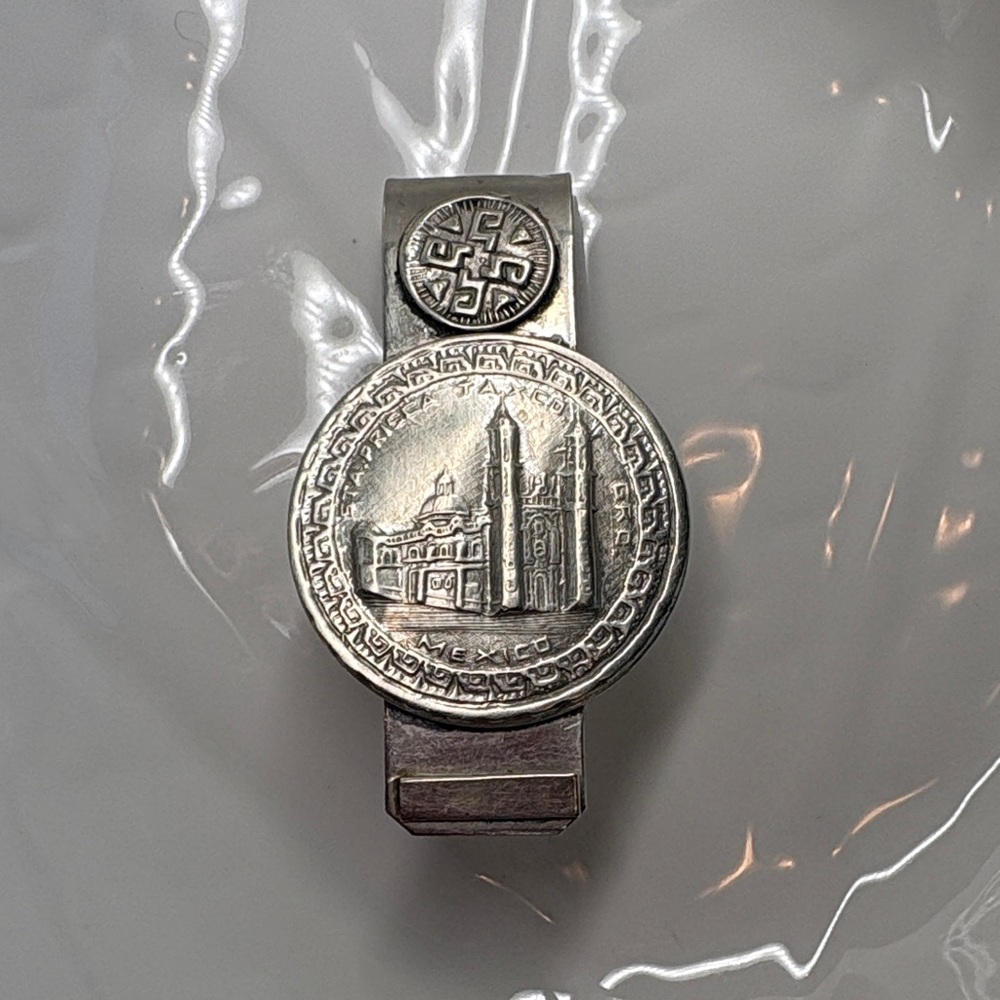 Alpaca Silver Money Clip with Engraved Design